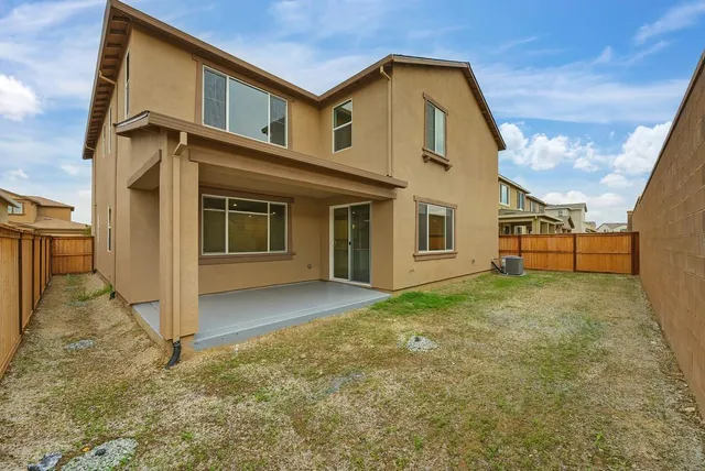 $775,990 | 3748 Oyster Pt Way, Sacramento, CA 95835