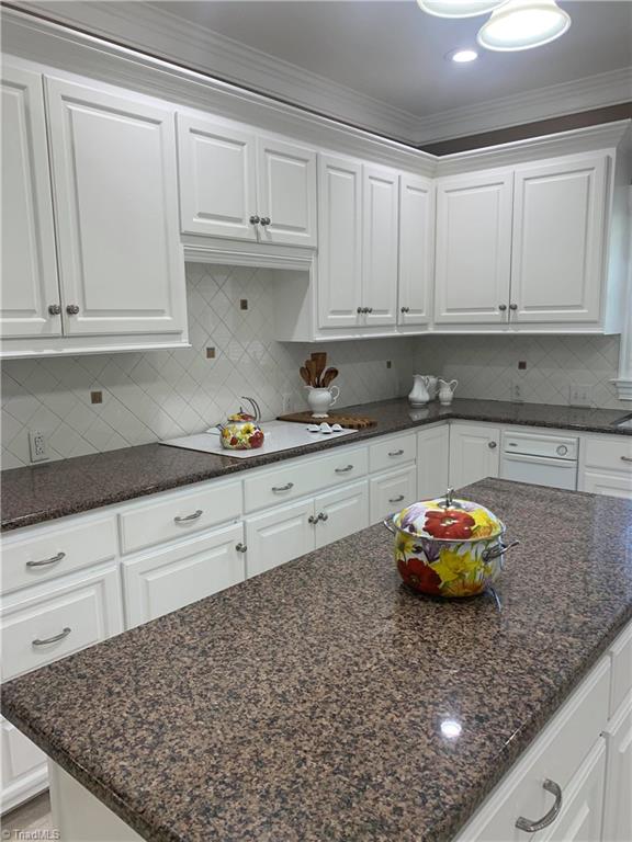 250 Stonecroft Road Mount Airy, NC 27030 - Photo 12 of 38 Gallery Image 12