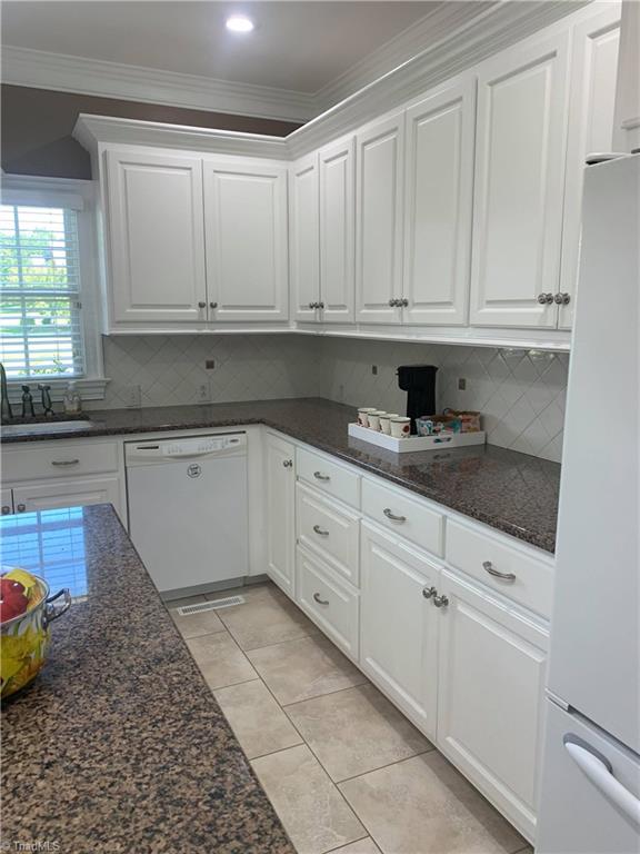 250 Stonecroft Road Mount Airy, NC 27030 - Photo 15 of 38 Gallery Image 15
