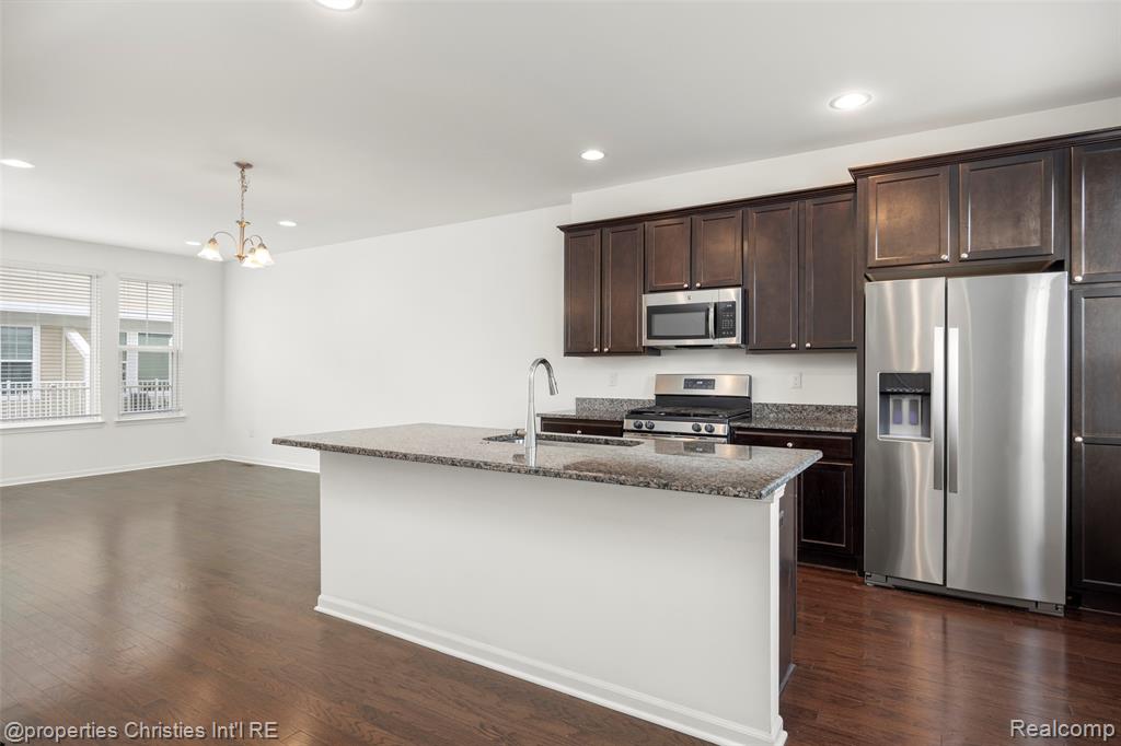 3538 Rochester Road Royal Oak, MI 48073 - Photo 9 of 25 Gallery Image 9