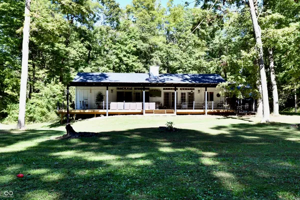 $620,000 | 7153 South Pr Royal Springs Drive, Shelbyville, IN 46176