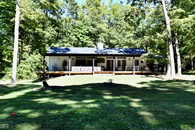 $665,000 | 7153 South Pr Royal Springs Drive, Shelbyville, IN 46176