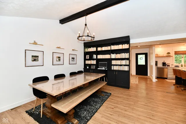 $665,000 | 7153 South Pr Royal Springs Drive, Shelbyville, IN 46176