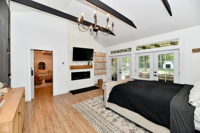 $665,000 | 7153 South Pr Royal Springs Drive, Shelbyville, IN 46176