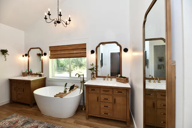 $665,000 | 7153 South Pr Royal Springs Drive, Shelbyville, IN 46176