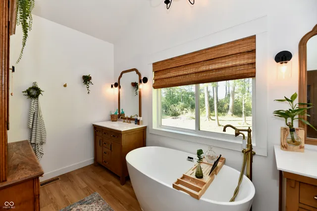 $665,000 | 7153 South Pr Royal Springs Drive, Shelbyville, IN 46176