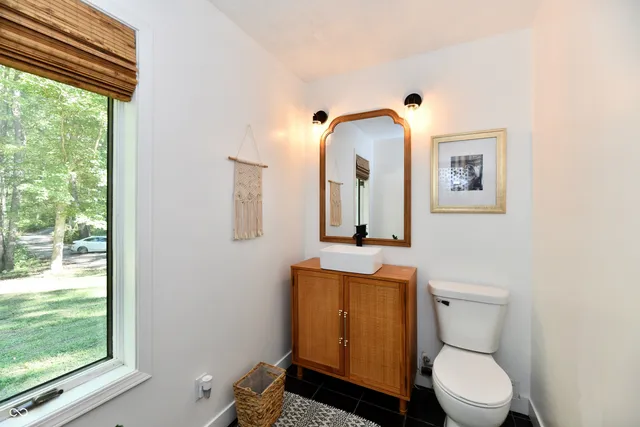 $665,000 | 7153 South Pr Royal Springs Drive, Shelbyville, IN 46176