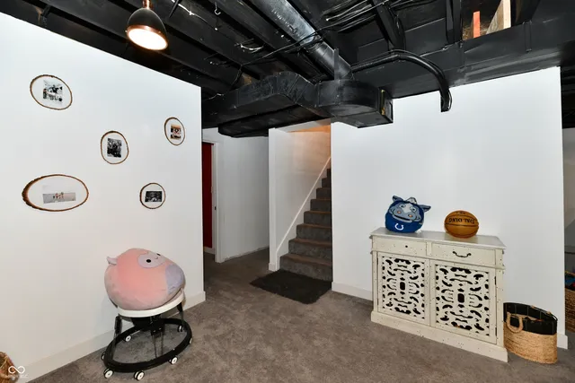 $665,000 | 7153 South Pr Royal Springs Drive, Shelbyville, IN 46176