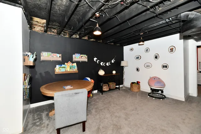 $665,000 | 7153 South Pr Royal Springs Drive, Shelbyville, IN 46176