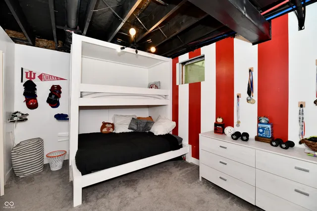 $665,000 | 7153 South Pr Royal Springs Drive, Shelbyville, IN 46176