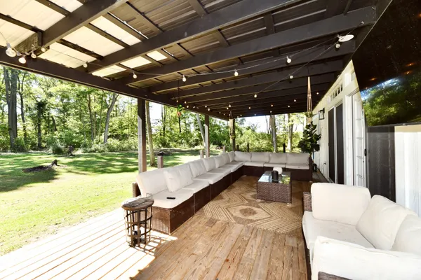 $620,000 | 7153 South Pr Royal Springs Drive, Shelbyville, IN 46176