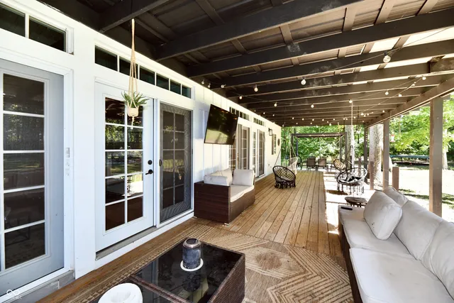 $665,000 | 7153 South Pr Royal Springs Drive, Shelbyville, IN 46176