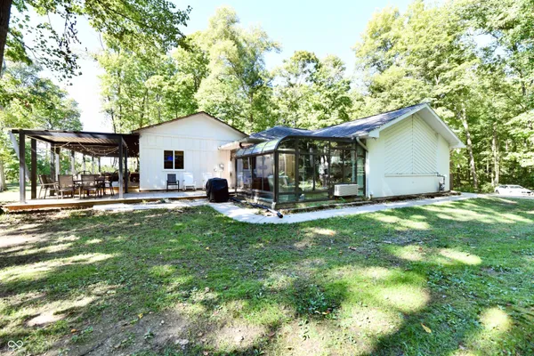 $620,000 | 7153 South Pr Royal Springs Drive, Shelbyville, IN 46176