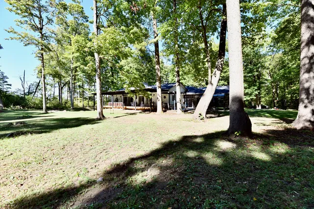 $665,000 | 7153 South Pr Royal Springs Drive, Shelbyville, IN 46176