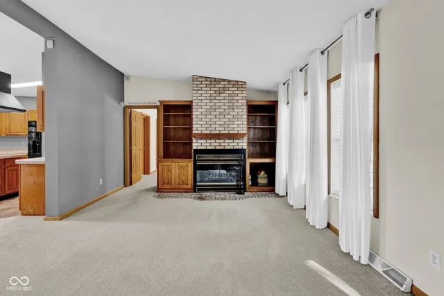 $360,000 | 1643 North Oak N Pine Lane, Center Point, IN 47840