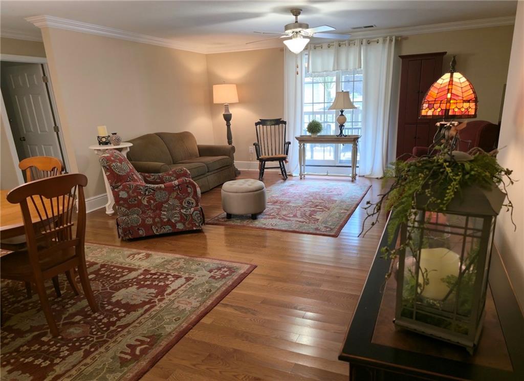 1 Coraopolis Road, Unit 203 Coraopolis, PA 15108 - Photo 8 of 16 Gallery Image 8