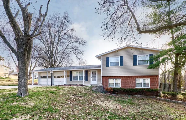 $1,950 | 3204 Bristol Hall Drive, Bridgeton, MO 63044