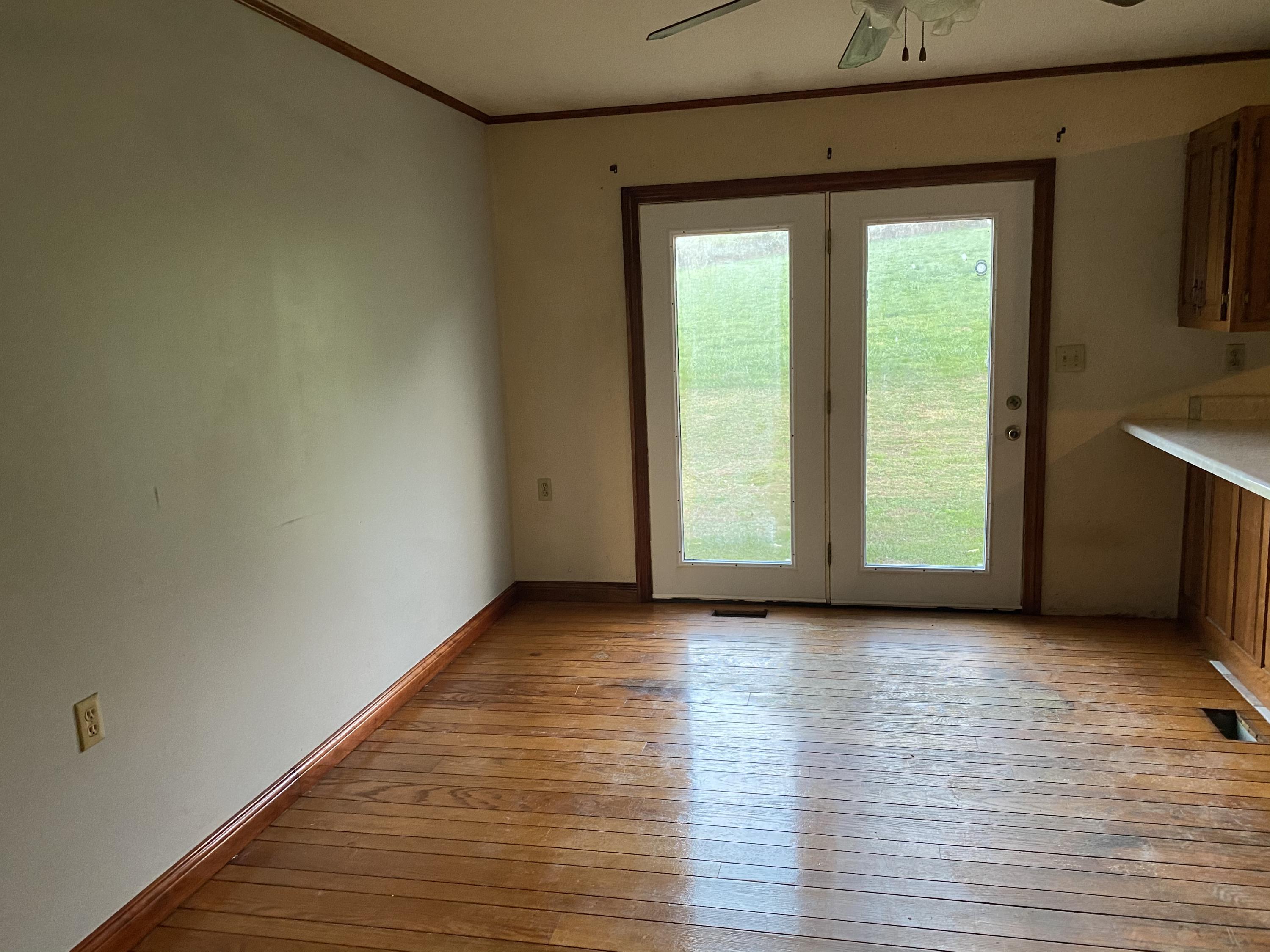 3906 Clear Springs Road Limestone, TN 37681 - Photo 4 of 19 B7B6D64E-74E5-4B39-81FB-637F66759D64