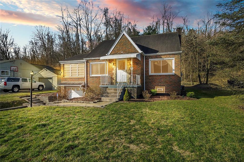 986 Cochran Mill Road Pittsburgh, PA 15236 - Photo 1 of 25 Gallery Image 1