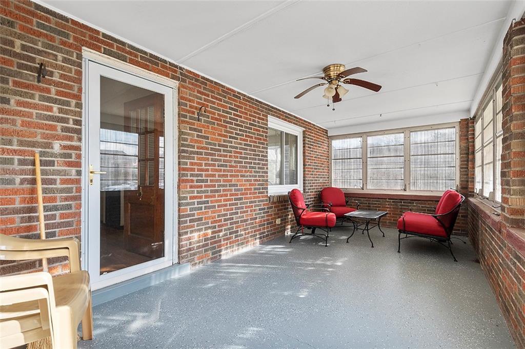 986 Cochran Mill Road Pittsburgh, PA 15236 - Photo 18 of 25 Gallery Image 18