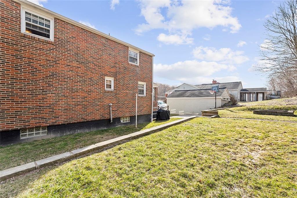986 Cochran Mill Road Pittsburgh, PA 15236 - Photo 20 of 25 Gallery Image 20