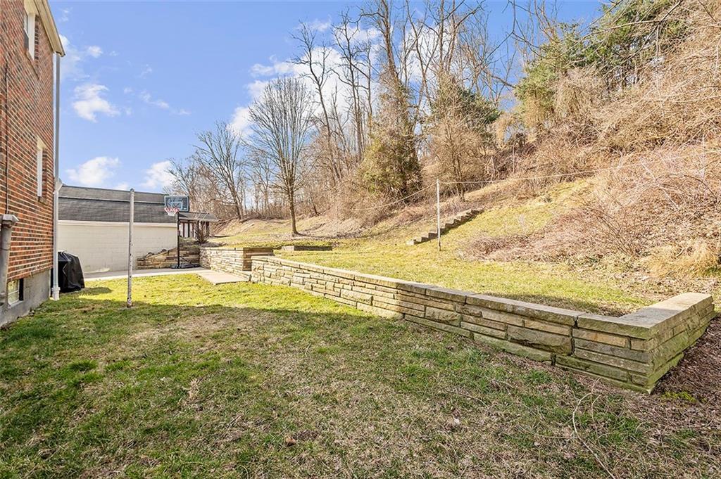 986 Cochran Mill Road Pittsburgh, PA 15236 - Photo 21 of 25 Gallery Image 21