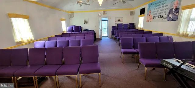 a view of a house and outdoor space