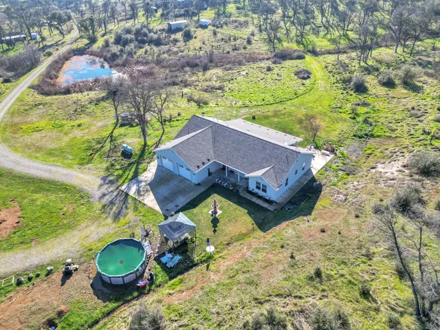 a living room filled with furniture