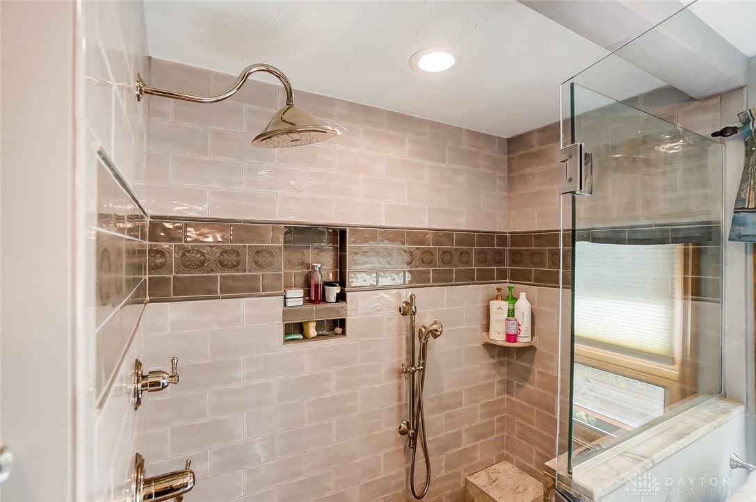 10181 Simms Station Road Dayton, OH 45458 - Photo 41 of 68 Gallery Image 41