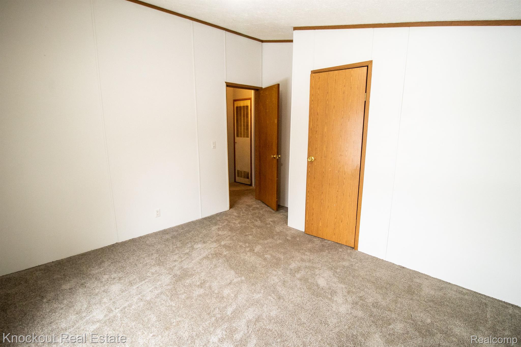 10040 North Nichols Road Montrose, MI 48457 - Photo 28 of 36 Gallery Image 28