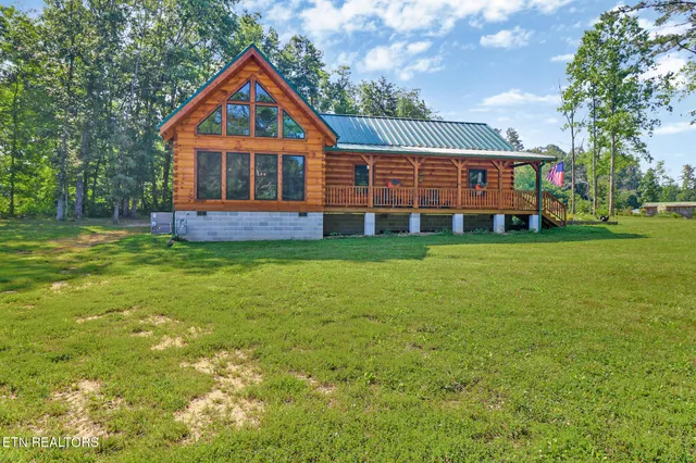 $645,000 | 299 Anderson Tinch Avenue, Jamestown, TN 38556