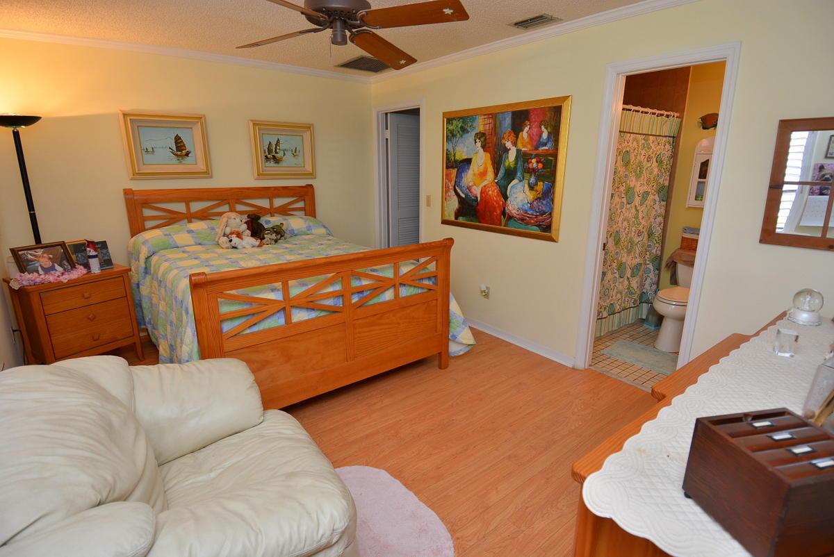 4562 Southeast Shady Ridge Lane Stuart, FL 34997 - Photo 11 of 20 Master Bedroom