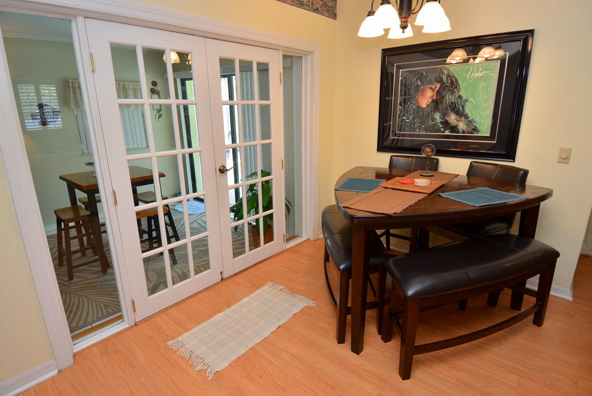 4562 Southeast Shady Ridge Lane Stuart, FL 34997 - Photo 8 of 20 Dining Area
