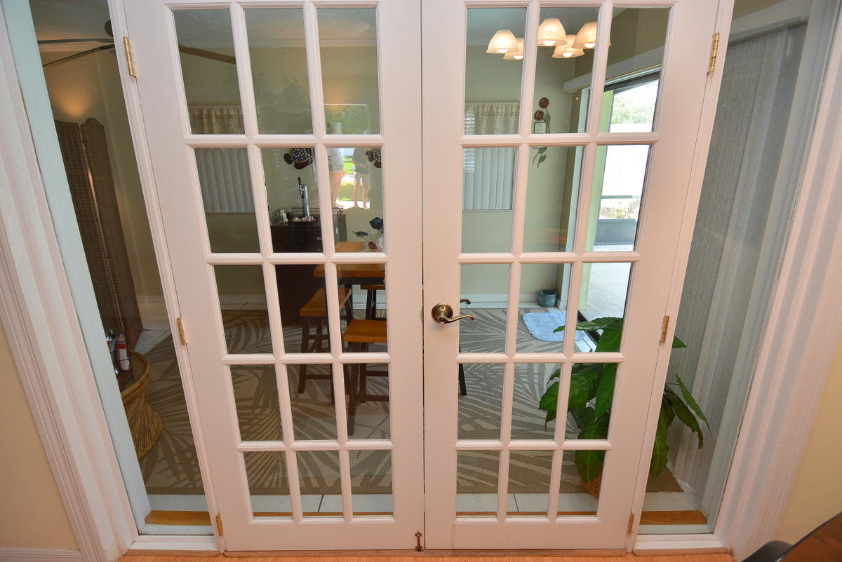 4562 Southeast Shady Ridge Lane Stuart, FL 34997 - Photo 9 of 20 Florida Room