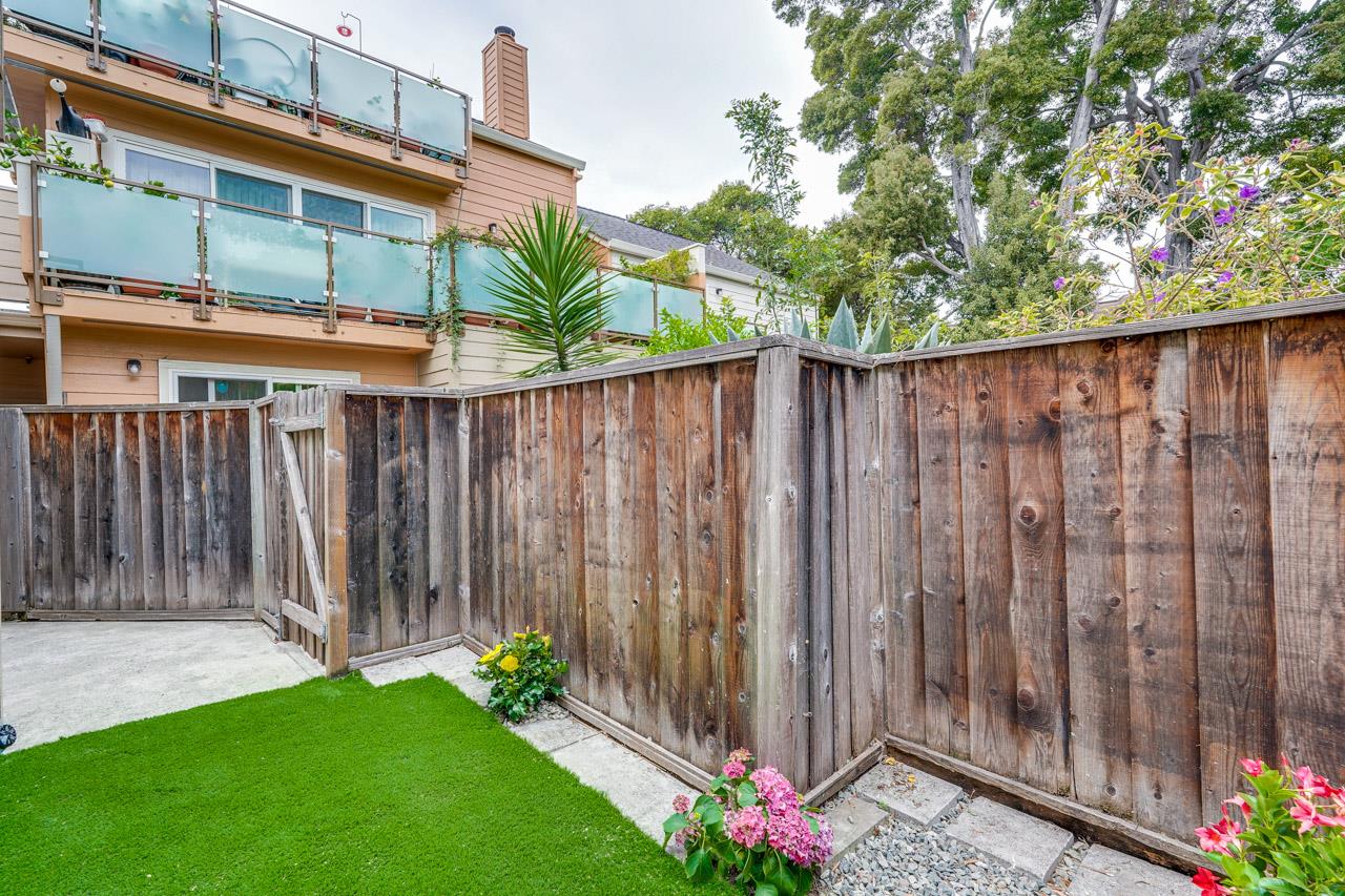 363 North Rengstorff Avenue, Unit 4 Mountain View, CA 94043 - Photo 49 of 54