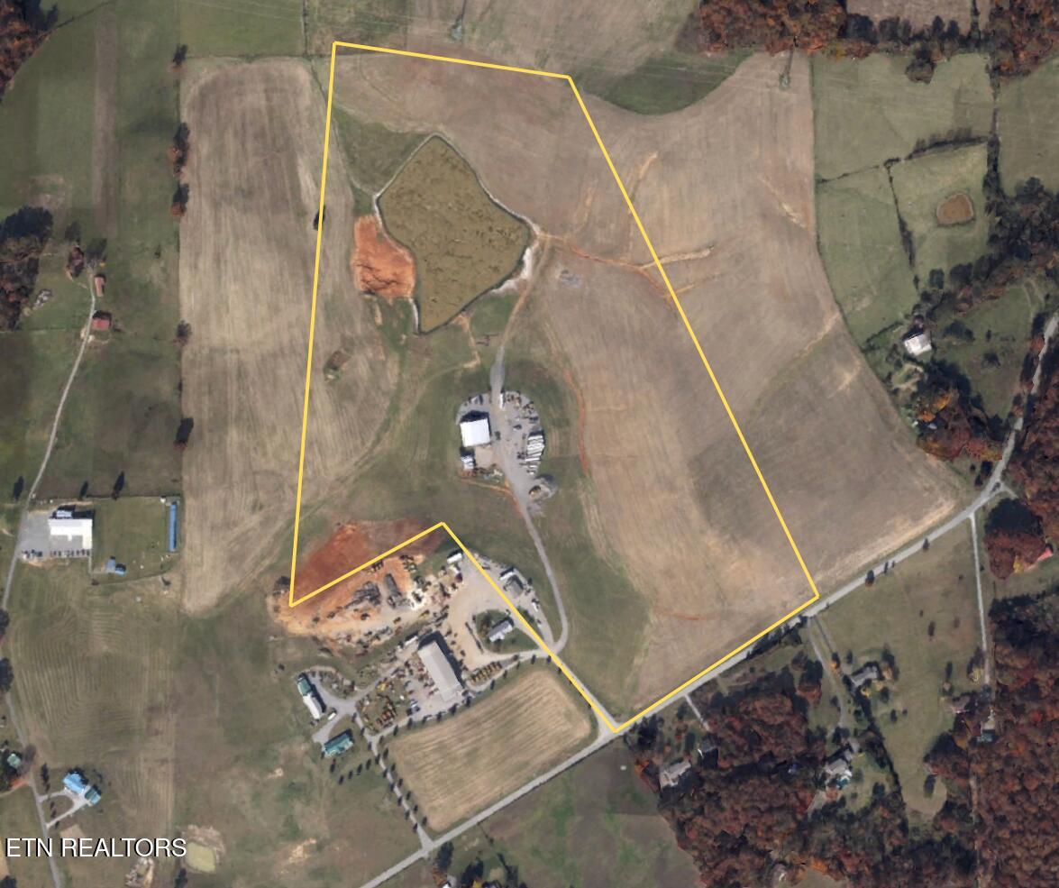 7001 Davis Ferry Road Loudon, TN 37774 - Photo 3 of 7 DFerry7001