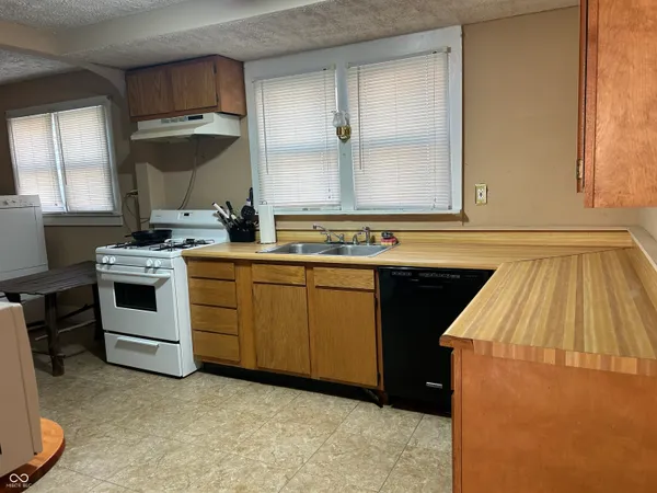 $115,900 | 413 West York Street, Rockville, IN 47872