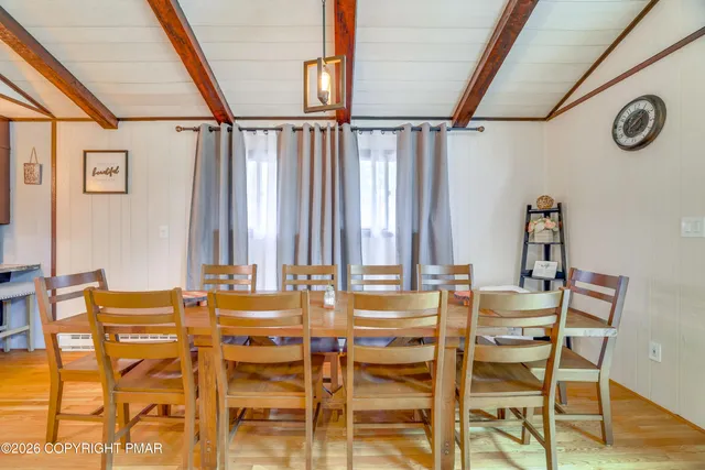 $594,000 | 353 Scotch Pine Drive, Pocono Summit, PA 18346