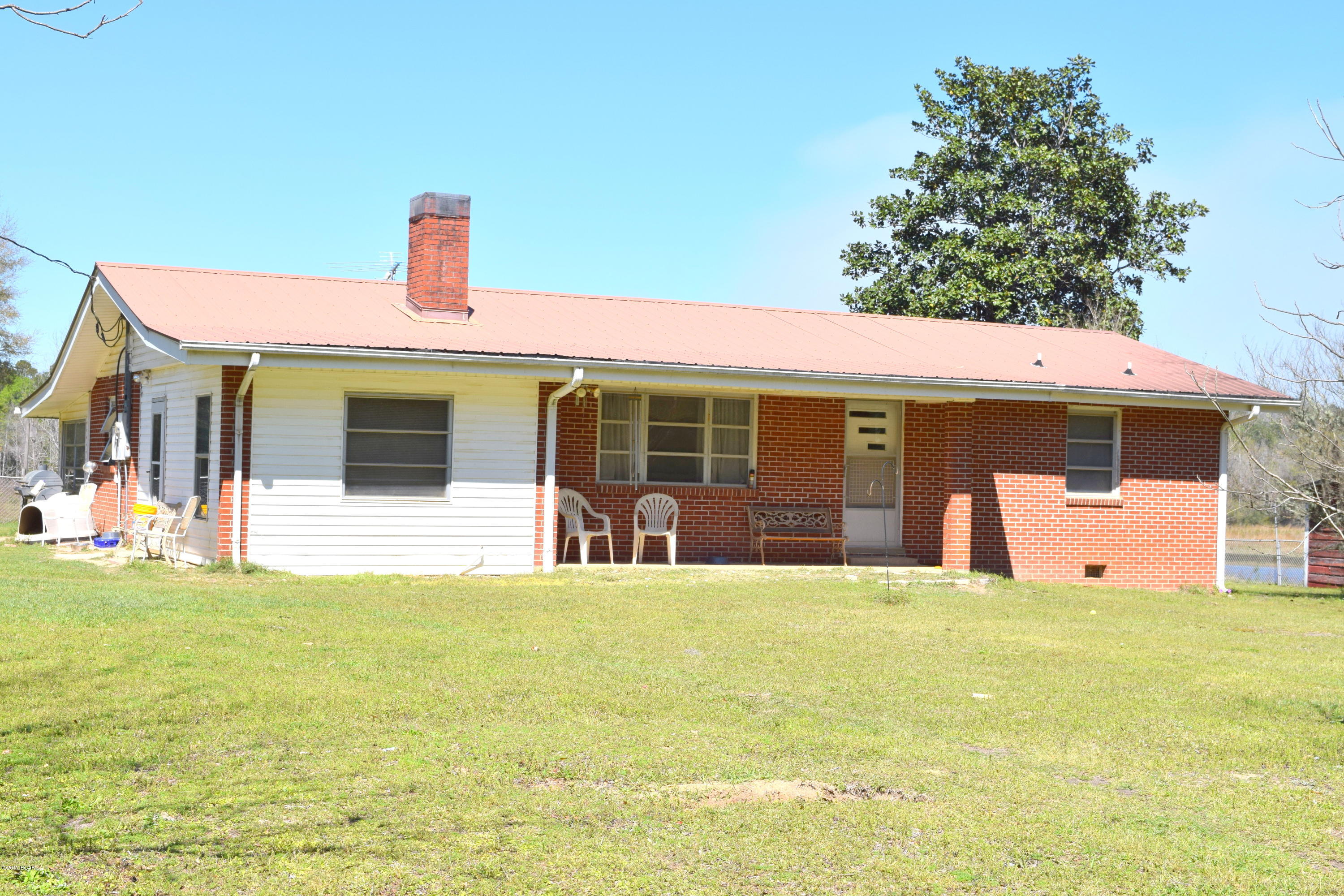 1442 Roland Road Chipley, FL 32428 - Photo 2 of 12