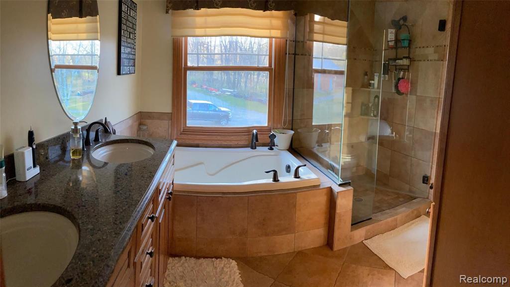 11131 Foley Road Fenton, MI 48430 - Photo 8 of 30