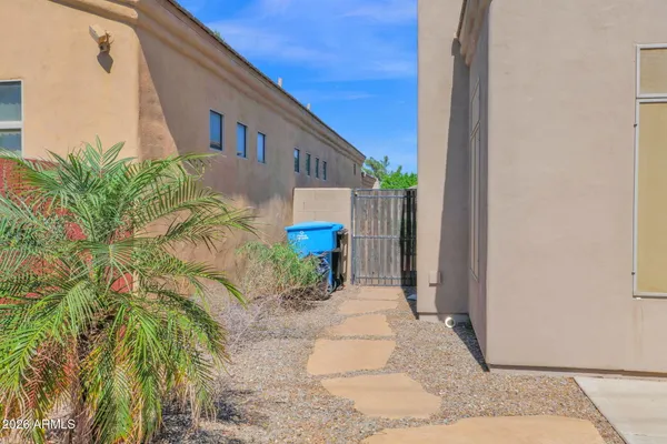 $520,000 | 3917 East Carter Drive, Phoenix, AZ 85042