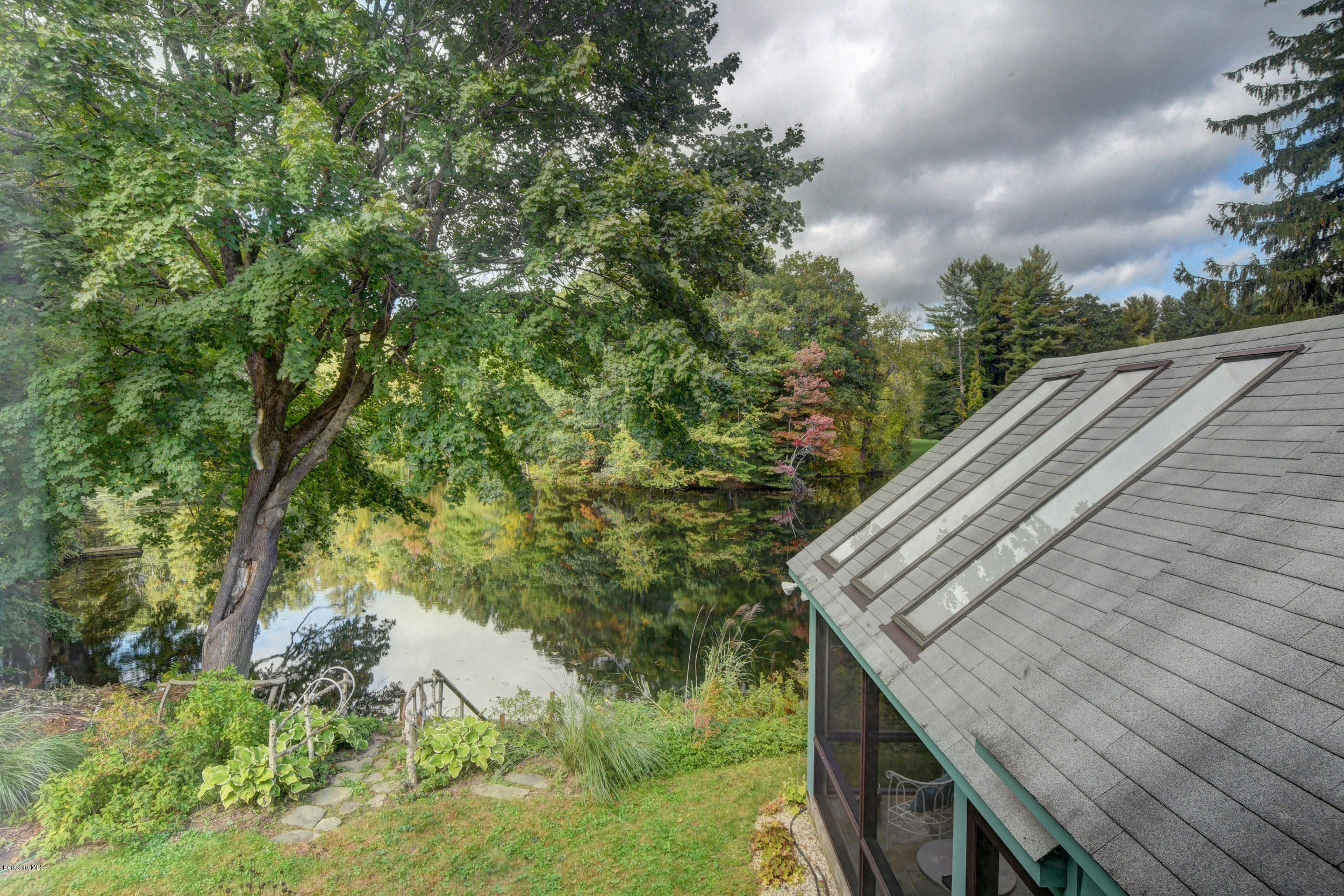 18 Bow Wow Road Sheffield, MA 01257 - Photo 22 of 42 9117 2nd Floor View