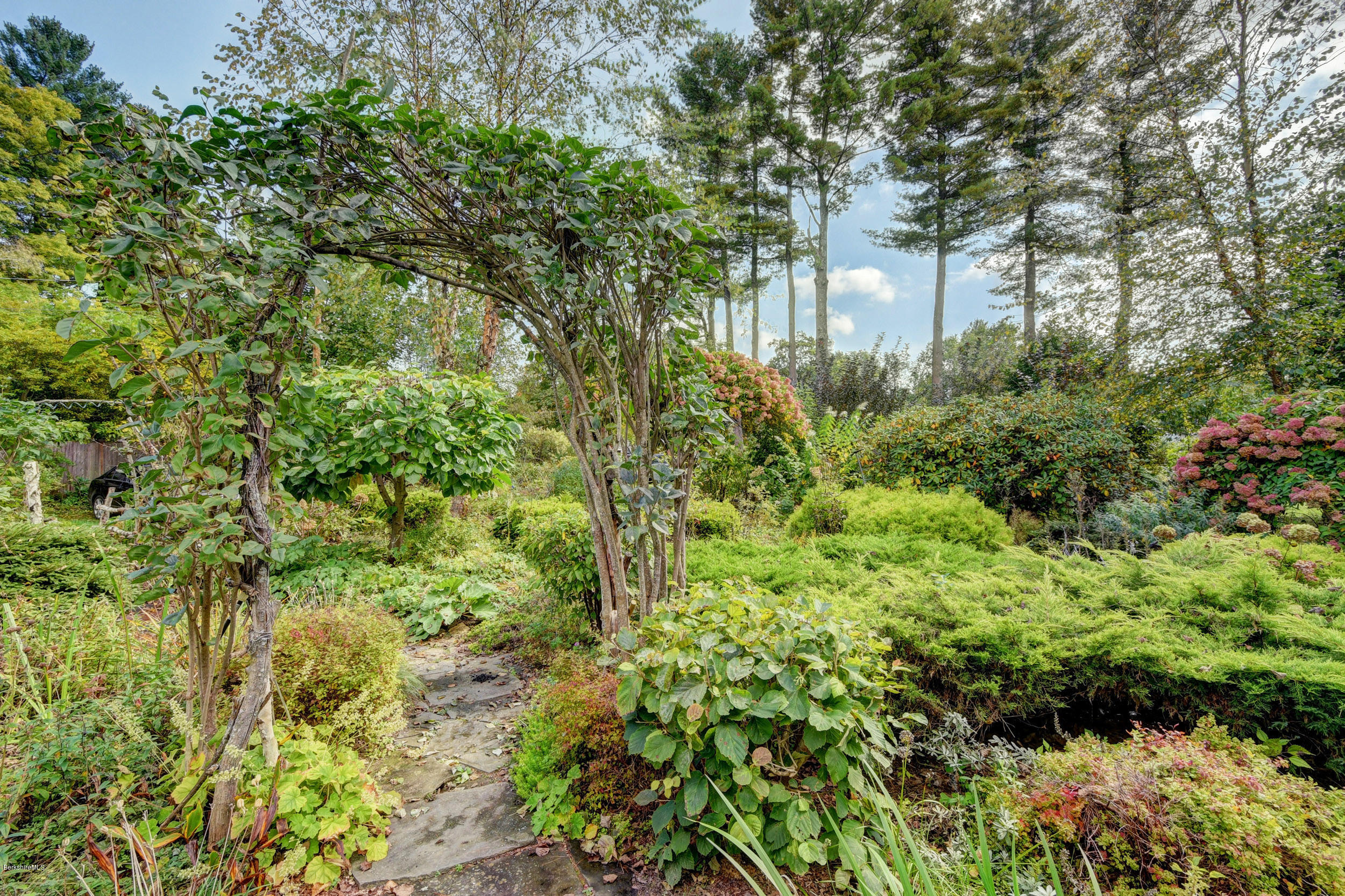 18 Bow Wow Road Sheffield, MA 01257 - Photo 23 of 42 9503 Front Yard
