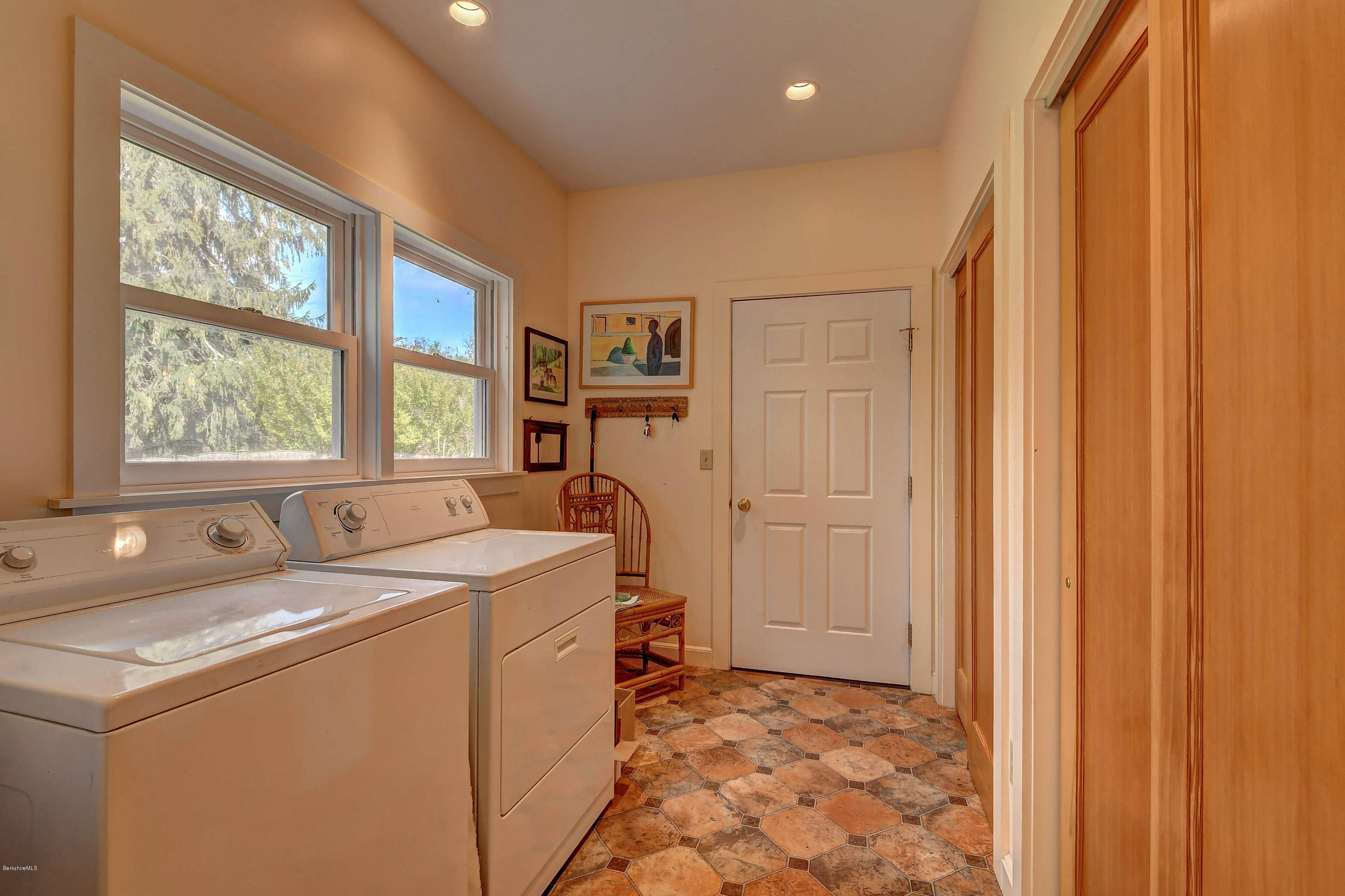 18 Bow Wow Road Sheffield, MA 01257 - Photo 9 of 42 2522 Laundry Room