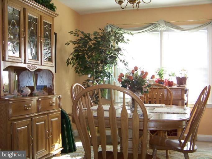 904 Radcliffe Road Towson, MD 21204 - Photo 5 of 15 Dining Room
