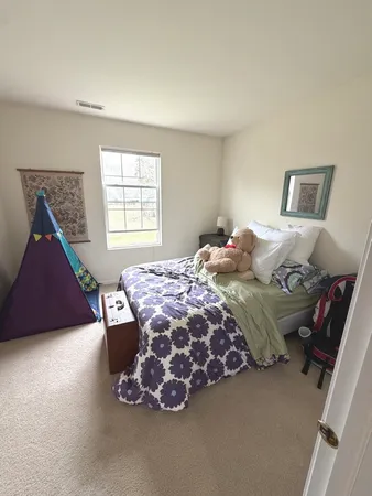 $2,300 | 2554 Evergreen Circle, Unit 2554, McHenry, IL 60050