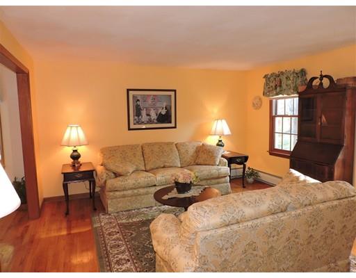 73 Tracy Road Dudley, MA 01571 - Photo 12 of 30 Gallery Image 12