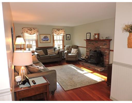 73 Tracy Road Dudley, MA 01571 - Photo 14 of 30 Gallery Image 14