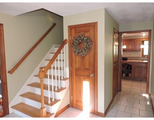 73 Tracy Road Dudley, MA 01571 - Photo 17 of 30 Gallery Image 17