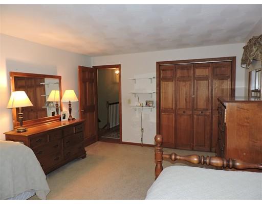 73 Tracy Road Dudley, MA 01571 - Photo 25 of 30 Gallery Image 25